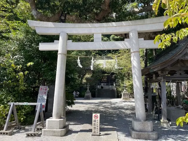 御霊神社